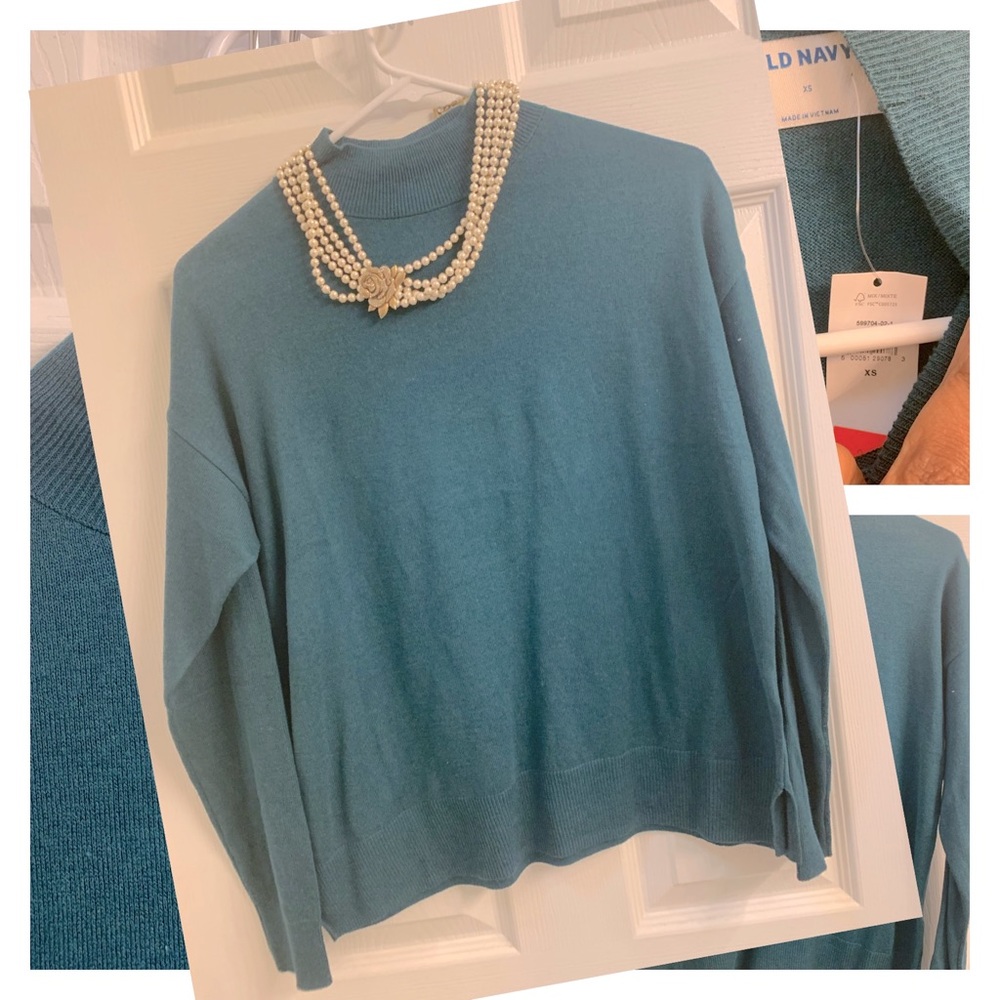 Old Navy Turquoise high neck top - Size XS